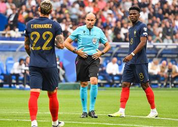 فيديو ماتيو لاهوز يواصل الجدل مبابي يقود فرنسا لتخطي اليونان في تصفيات يورو 2024