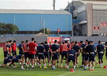 مران الأهلي كولر يحاضر اللاعبين وفقرات متنوعة قبل مواجهة الوداد في نهائي أبطال إفريقيا