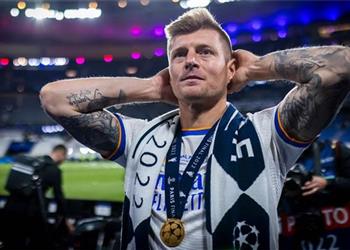 رسمي ا ريال مدريد ي علن تمديد عقد توني كروس حتى 2024