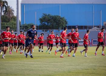 مران الأهلي كولر وعبد الحفيظ يجتمعان مع اللاعبين وتقسيمة استعداد ا لـ حرس الحدود