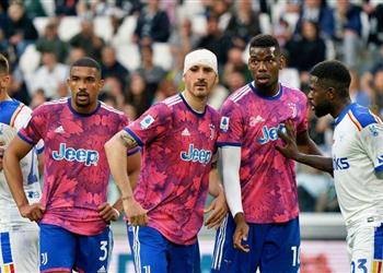 توتنهام يقود صراع إنجليزي على ضم مدافع يوفنتوس