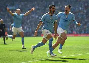 فيديو الثنائية جوندوجان يقود مانشستر سيتي للتتويج بكأس الاتحاد على حساب مانشستر يونايتد