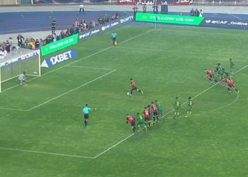 فيديو اتحاد العاصمة يهدر ركلة جزاء أمام يانج أفريكانز في نهائي الكونفدرالية