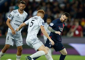 فيديو ميسي وراموس يودعان باريس سان جيرمان بالهزيمة أمام كليرمونت في ختام الدوري الفرنسي