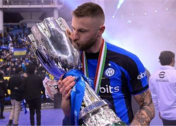 رسمي ا إنتر ميلان يعلن رحيل سكرينيار