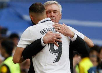 أنشيلوتي بنزيما فاجئنا بقرار رحيله هذا الصباح وسنتعاقد مع مهاجم مثله