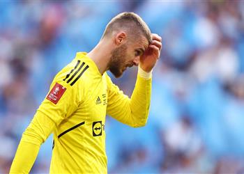 مانشستر يونايتد يتخذ قرار ا حاسم ا بشأن مستقبل دي خيا