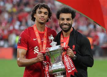 أرنولد عن محمد صلاح يفعل أصعب شيء في كرة القدم وهو أفضل من لعبت معه