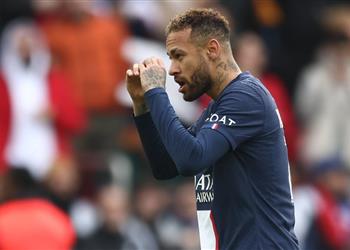 تسريب عنوان منزله باريس سان جيرمان يضغط على نيمار للرحيل