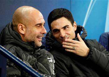 آرسنال يبدأ محادثات شفهية مع لاعب مانشستر سيتي