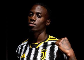 رسمي ا يوفنتوس يعلن تعاقده مع تيموثي نجل جورج ويا