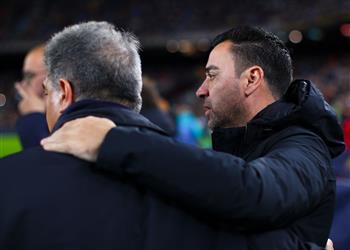 لابورتا لا أستطيع التأكيد أن برشلونة سيفوز بدوري الأبطال ولن نجدد عقد تشافي الآن