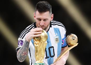 ميسي ي لم ح لموعد اعتزاله دولي ا