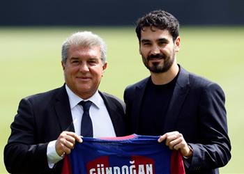 جوندوجان بعد توقيع عقود برشلونة لم تفوتني مباراة في عهد ريكارد وجوارديولا وفخور بهذا الشعار