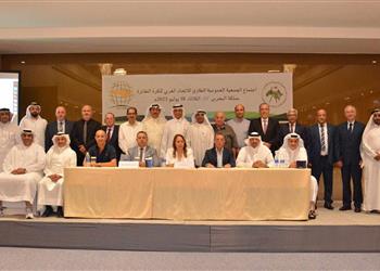 ياسر قمر رئيس ا للاتحاد العربي للكرة الطائرة