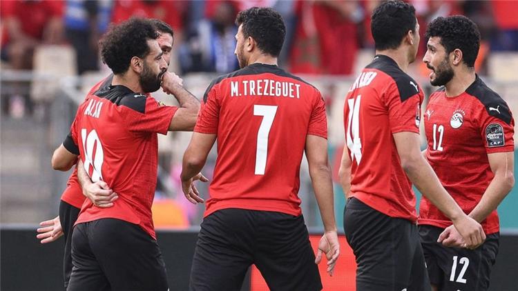 محمد صلاح ولاعبي منتخب مصر ينتظرون سيراليون