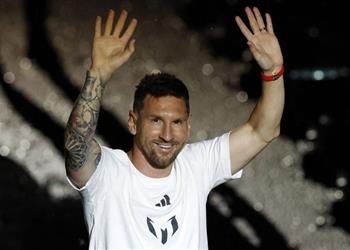 إنتر ميامي يتفاوض على ضم زميل ميسي السابق