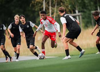 قبل مواجهة مانشستر سيتي بايرن ميونخ يفوز 0 27 على روتاش إيجرن ودي ا