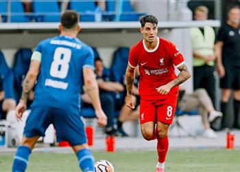 سوبوسزلاي جميع زملائي يحاولون مساعدتي وفخور بالدفاع عن قميص ليفربول لأول مرة