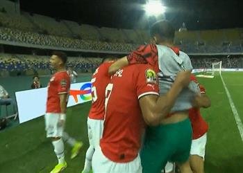 فيديو أسامة فيصل يسجل هدف مصر الثاني أمام الجابون