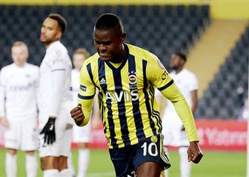 وكيل ساماتا يوضح لـ بطولات حقيقة اهتمام الأهلي