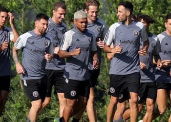 بوسكيتس لـ ميسي افترقنا والآن نستمتع مع ا باللعب بشغف كبير