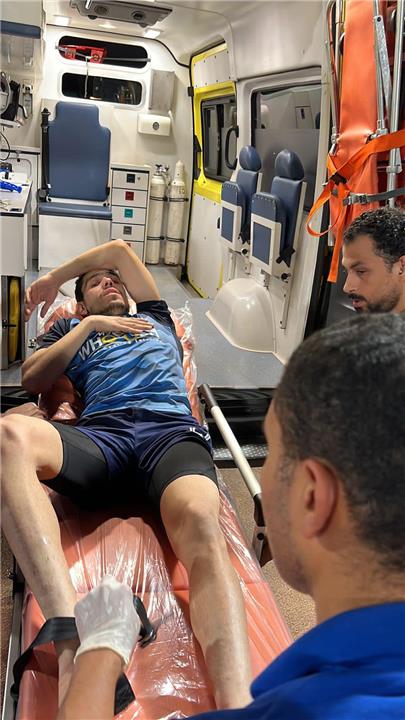 نقل محمد حمدي لاعب بيراميدز الي المستشفي بعد اصابته امام الاهلي