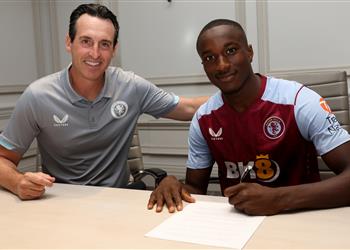 أستون فيلا يعلن تعاقده مع موسى ديابي