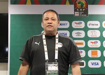 ضياء السيد أحذر الأهلي من تأجيل التعاقد مع مهاجم وأزمة الشحات والشيبي أخذت أكبر من حجمها