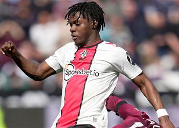 مدرب ساوثهامبتون ي علق على اهتمام ليفربول بضم روميو لافيا