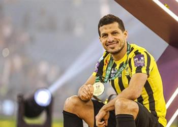 وسط اهتمام بيراميدز مدرب اتحاد جدة يحسم موقفه من رحيل طارق حامد