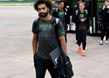 على رأسهم صلاح لاعبو ليفربول يتجهون إلى سنغافورة استعداد ا لـ ليستر سيتي وبايرن ميونخ