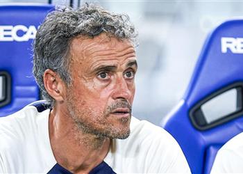 إنريكي يعطي الضوء الأخضر لضم بديل مبابي من برشلونة