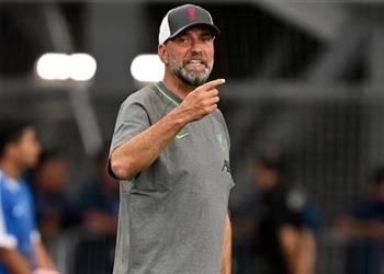 كلوب محذر ا مهاجم ليفربول الاستعداد للدفاع تذكرة التواجد في الفريق