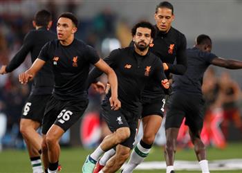 رسمي ا ليفربول يعلن القائد الجديد للفريق ونائبه