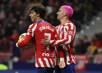 ديمبلي يدفع برشلونة للتفكير في ضم لاعب أتلتيكو مدريد