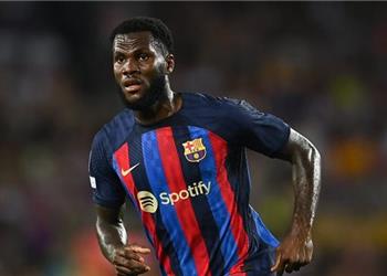 وكلاء فرانك كيسي يصدرون بيان ا ناري ا للرد على صحفي مقرب من برشلونة