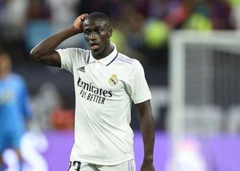 وكيل فيرلاند ميندي ساخر ا من أنباء رحيله للدوري السعودي مبابي قريب ا في المملكة