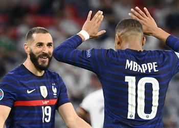 تقارير بنزيما السبب في صدام مبابي مع باريس سان جيرمان