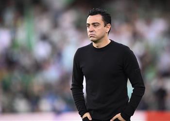 لخلافة بوسكيتس تشافي يعطي الضوء الأخضر لتعاقد برشلونة مع لاعب تشيلسي