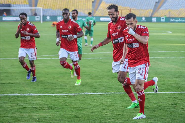 بالفيديو | الأهلي يفوز على الاتحاد بثنائية وخطوة تفصله عن لقب الدوري المصري - بطولات