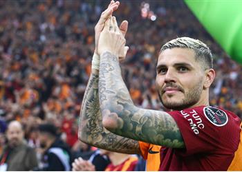 جالطة سراي يحسم تعاقده مع ماورو إيكاردي