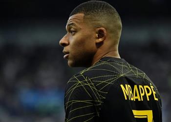 سكاي مبابي نفذ تهديده مع باريس سان جيرمان وما زال معروض ا للبيع