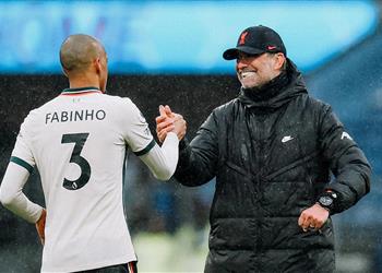 كلوب يوجه رسالة لـ فابينيو بعد الرحيل عن ليفربول