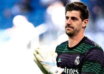ريال مدريد يدرس التعاقد مع حارس من الدوري الإنجليزي لخلافة كورتوا