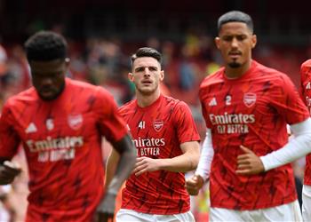 تأجيل انطلاق مباراة آرسنال ونوتينجهام فورست في الدوري الإنجليزي