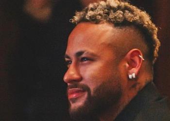 نيمار يوجه رسالة بعد استبعاده من مباراة باريس سان جيرمان ولوريان