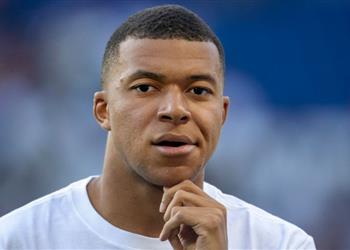 باريس سان جيرمان يصدر بيان ا عاجل ا بشأن موقف مبابي