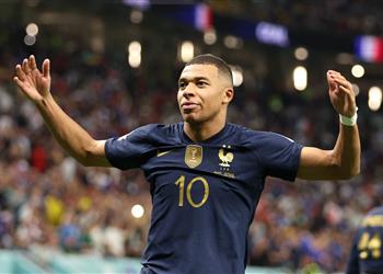 ليكيب عودة مبابي لتدريبات باريس سان جيرمان لا تعني موافقته على التجديد