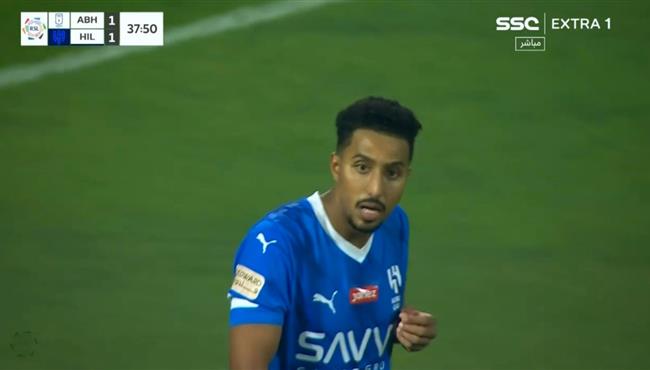 القائم يحرم سالم الدوسري من تسجيل هدف امام ابها بالدوري السعودي